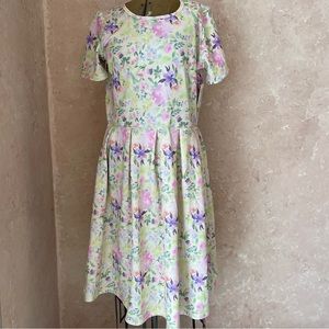 Lularoe floral Amelia dress